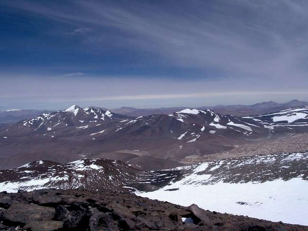 Cerro Veladero to the left...
