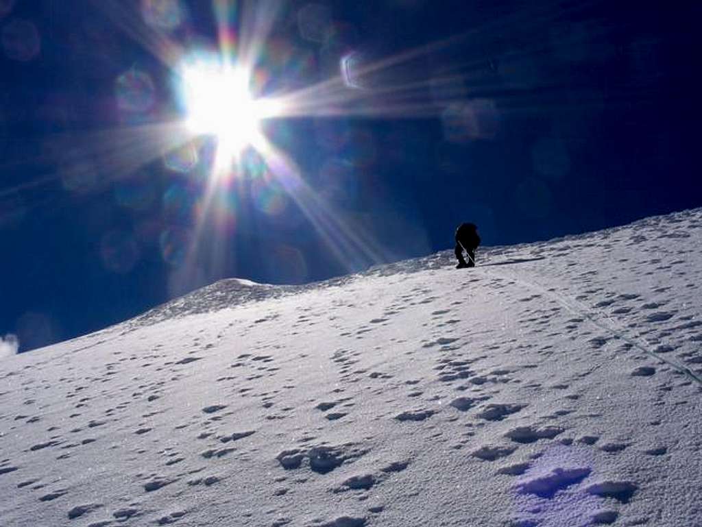 Summit snow cap, Dec. 10, 2005