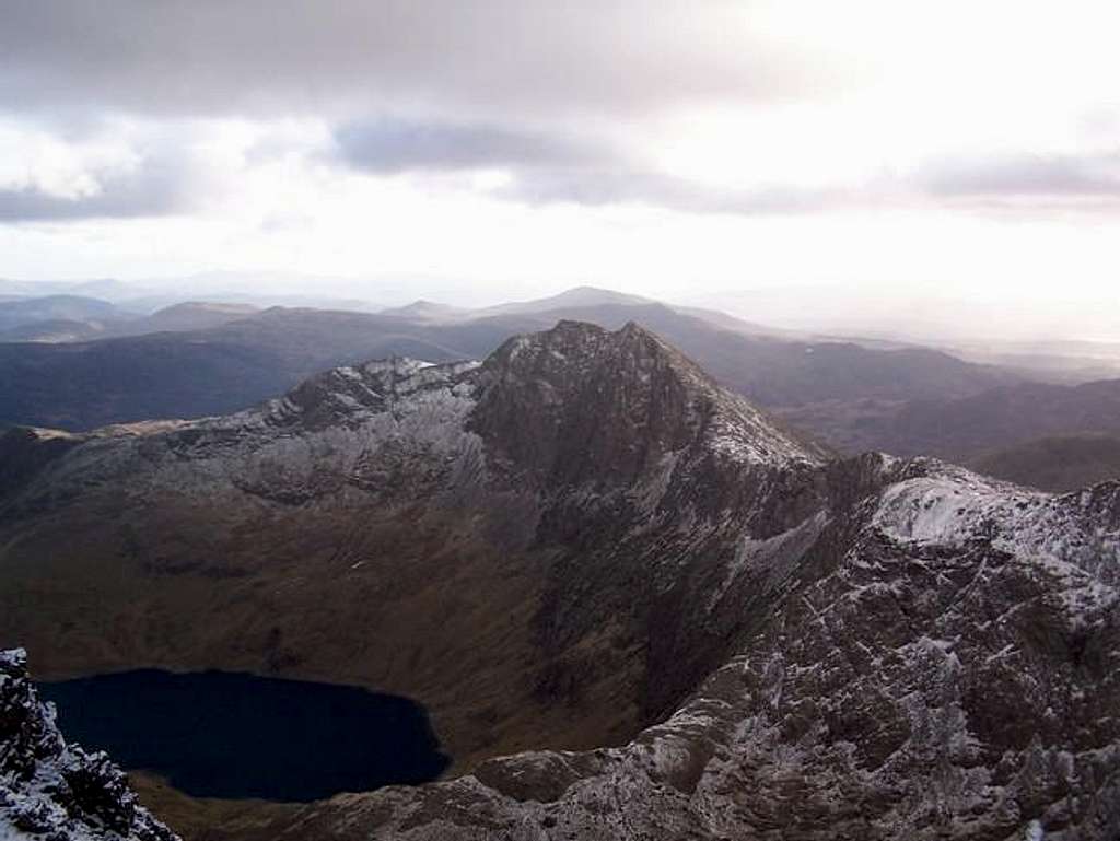 Lliwedd,the largest cliff...