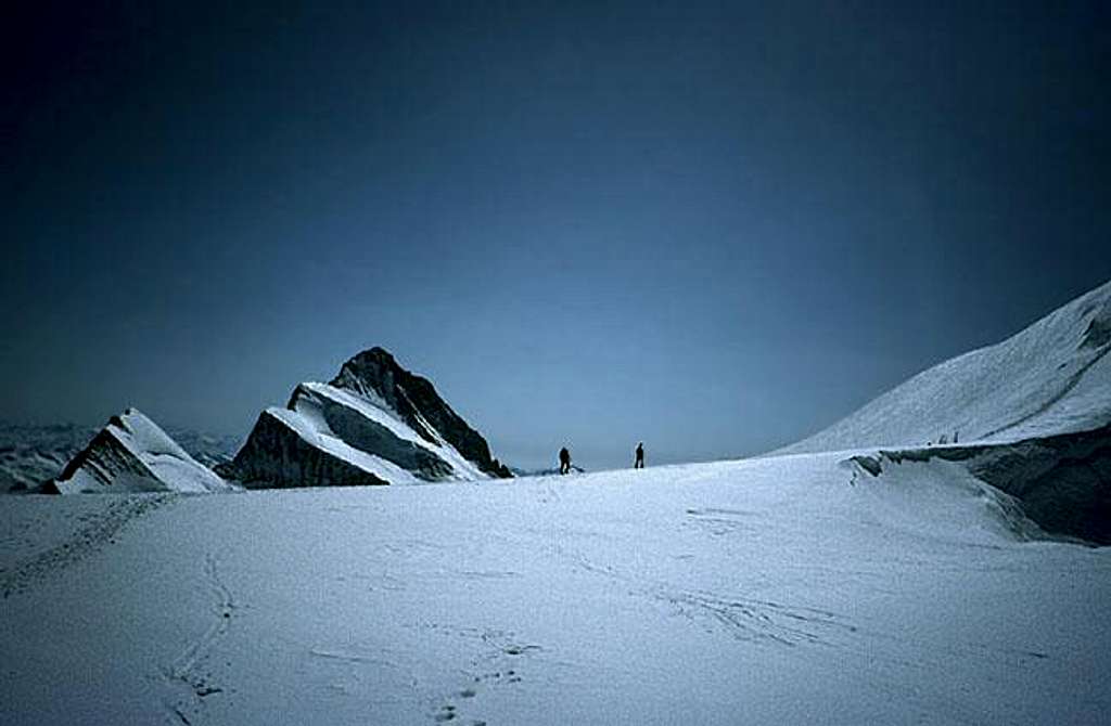 the summit of Finsteraarhorn...