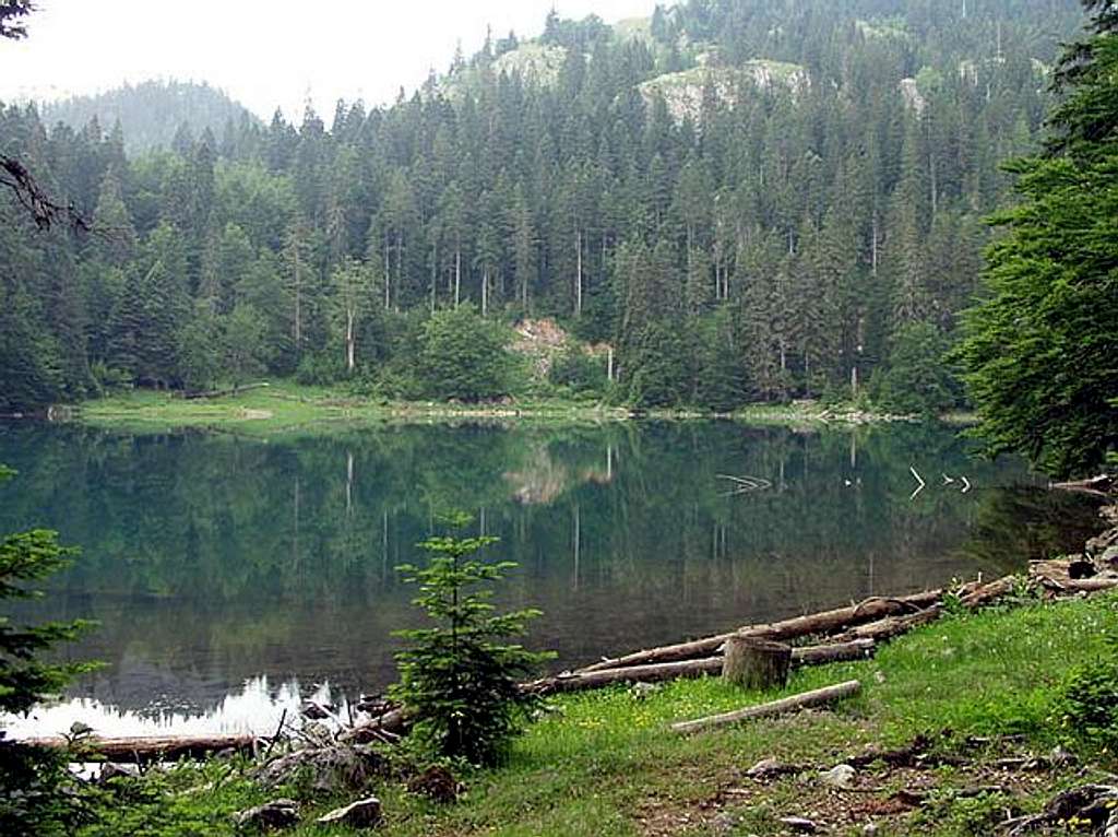  Zabojsko Jezero (1486 m)...