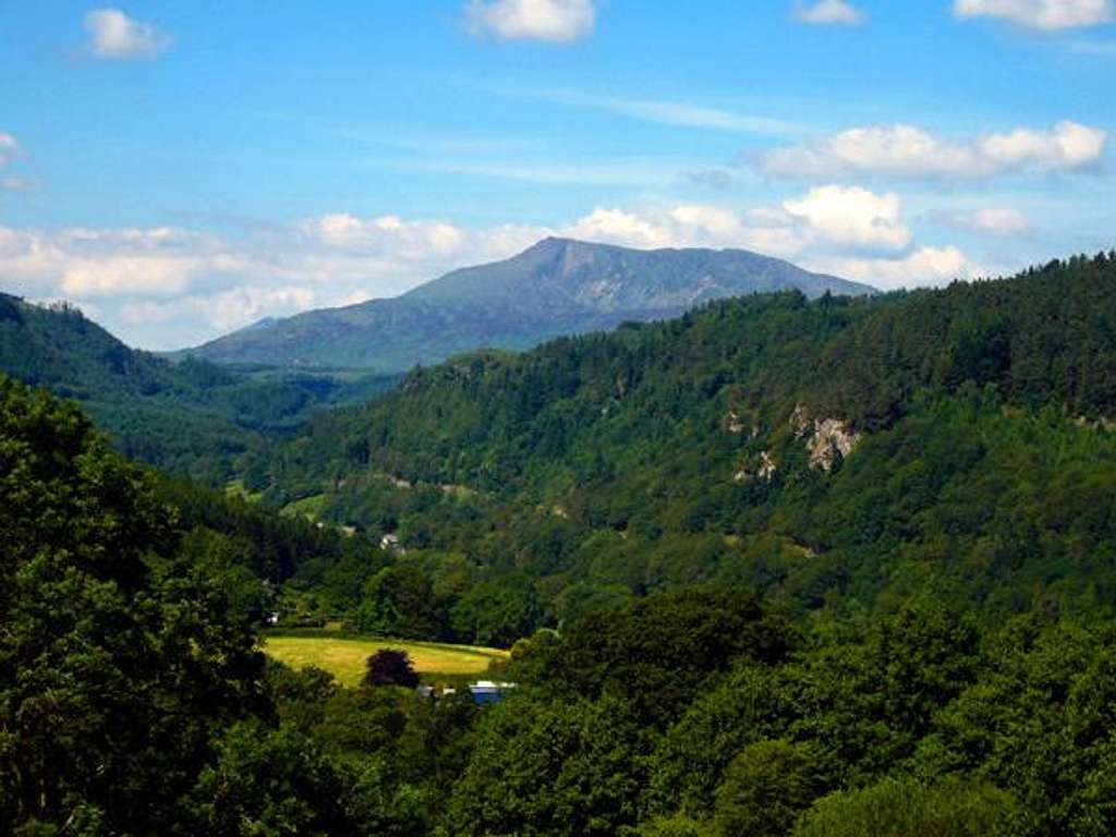 A Shapely Moel Siabod.
Here...