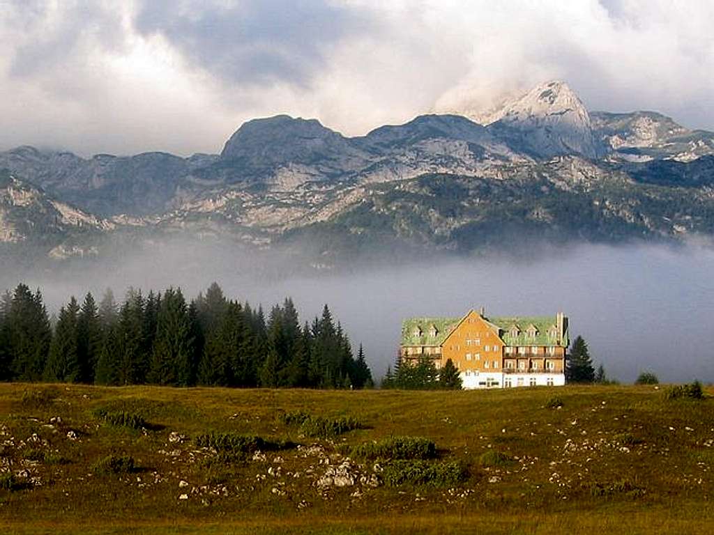  Cvorov Bogaz (2152 m) in the...