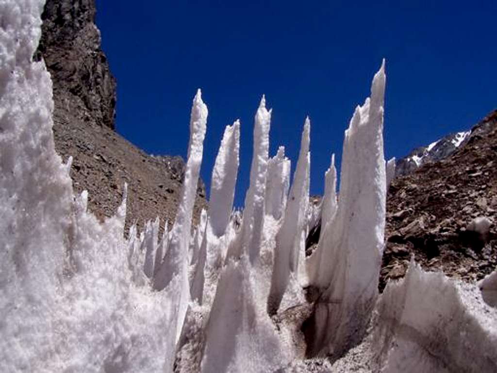 Penitentes in the way to C1....