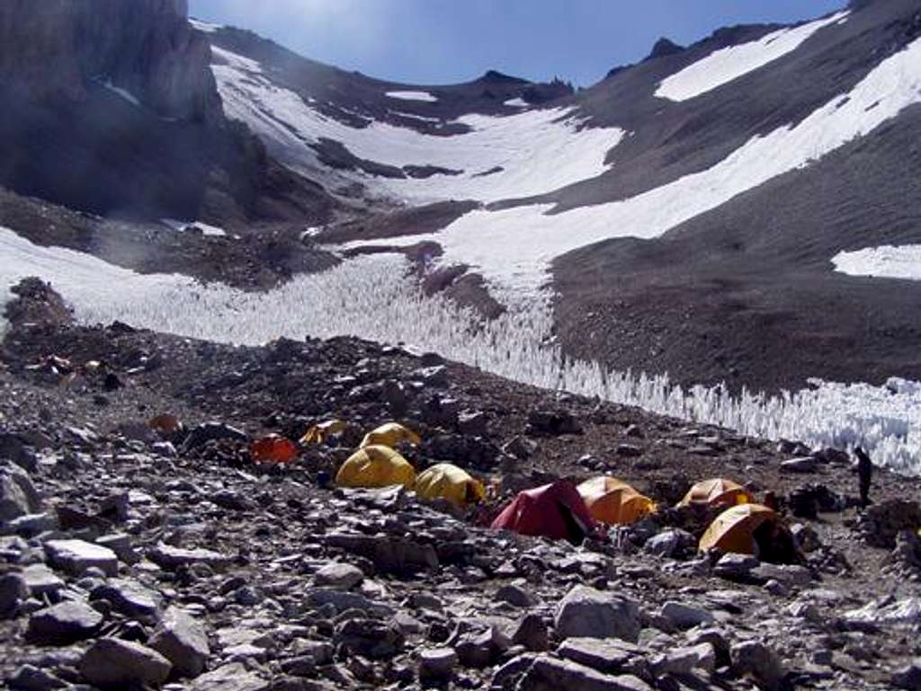 Camp 1. 4900 mts. January 2006