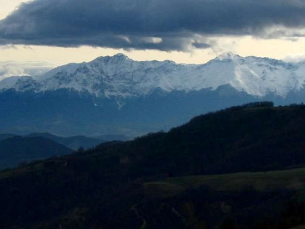 Monte Camicia (2564 m) and...