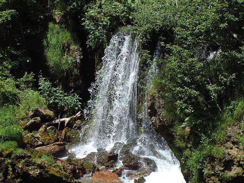 Waterfall in Tara Canyon