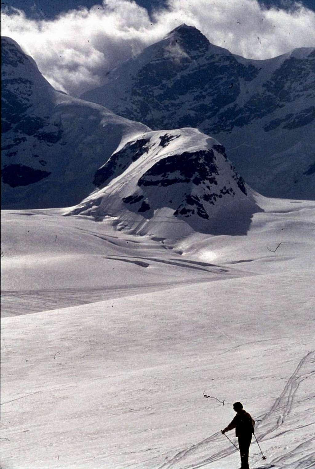 One Jungfrau above and one below