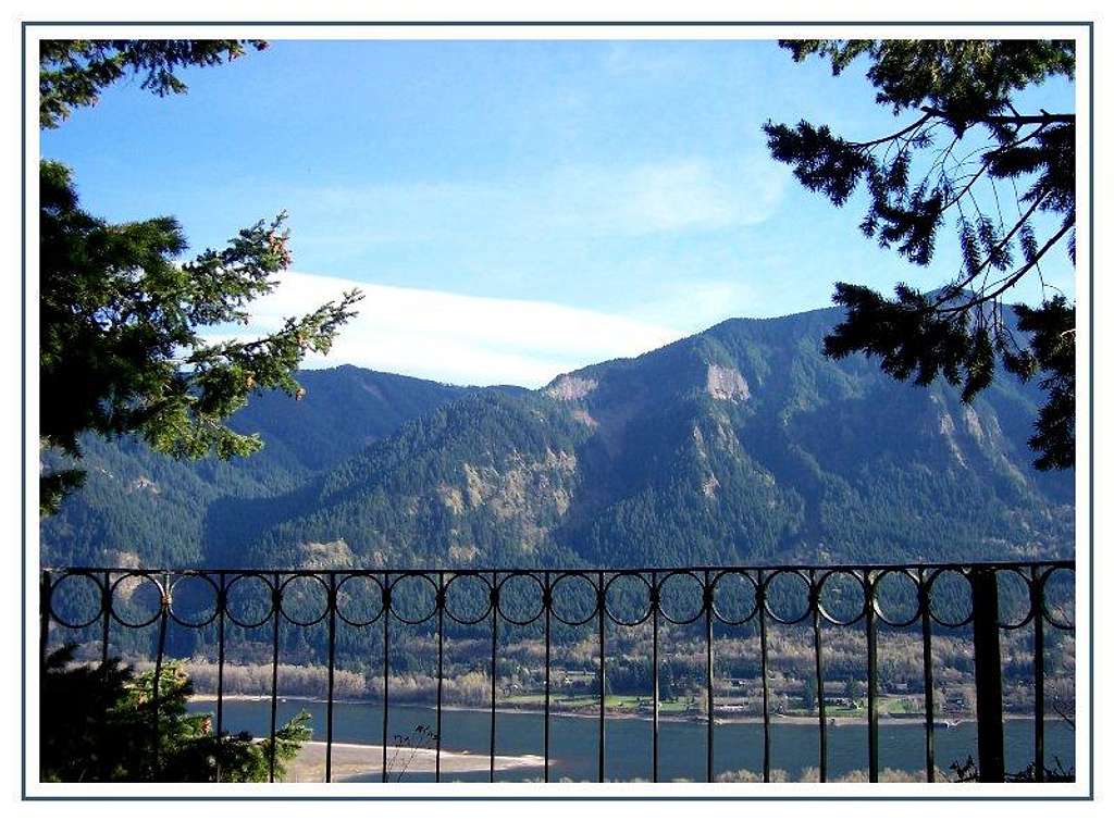 View from Beacon Rock Trail