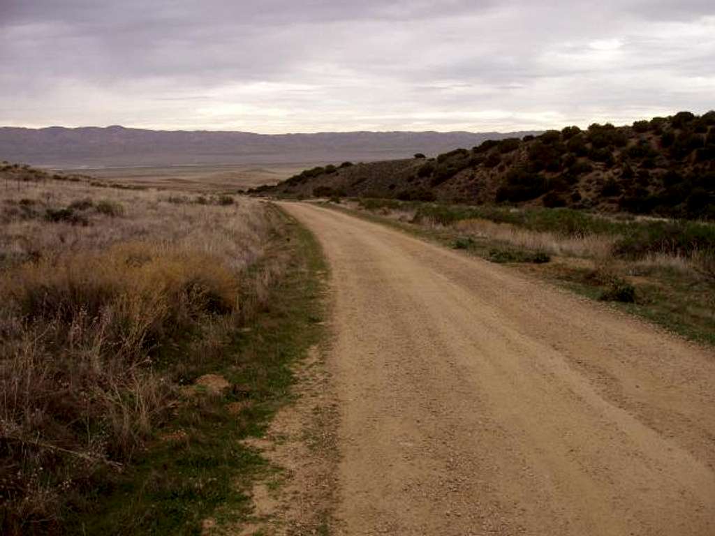 Caliente Ridge Road near Selby Campground