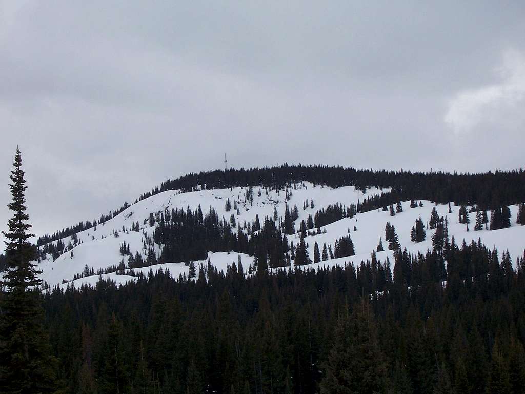 Walton Peak on a gloomy winter day