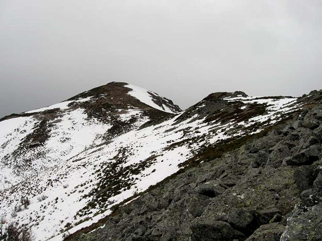 North west face of Pandián