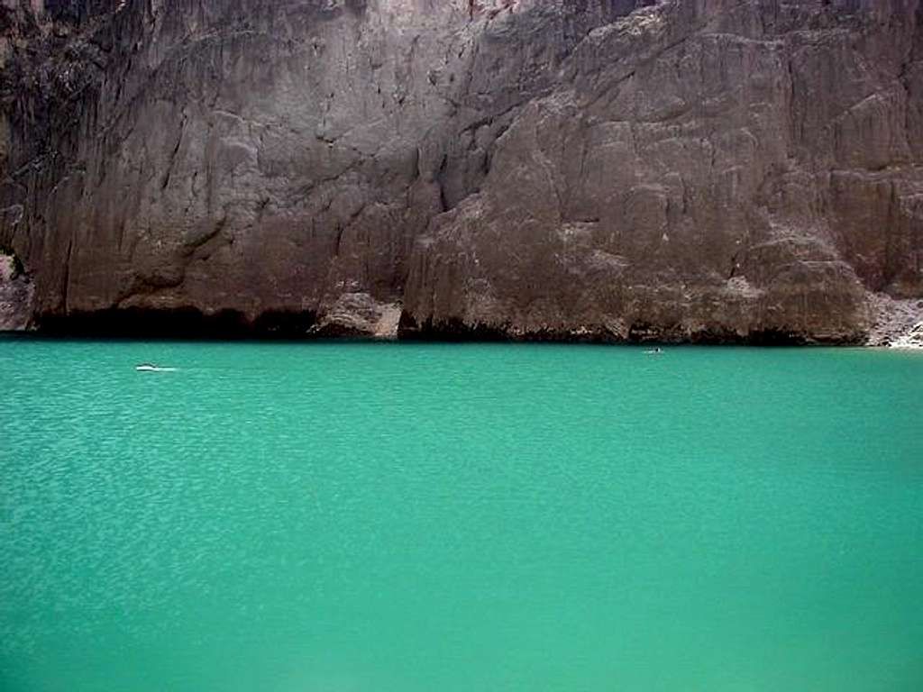 Amazing color of Modro Jezero...