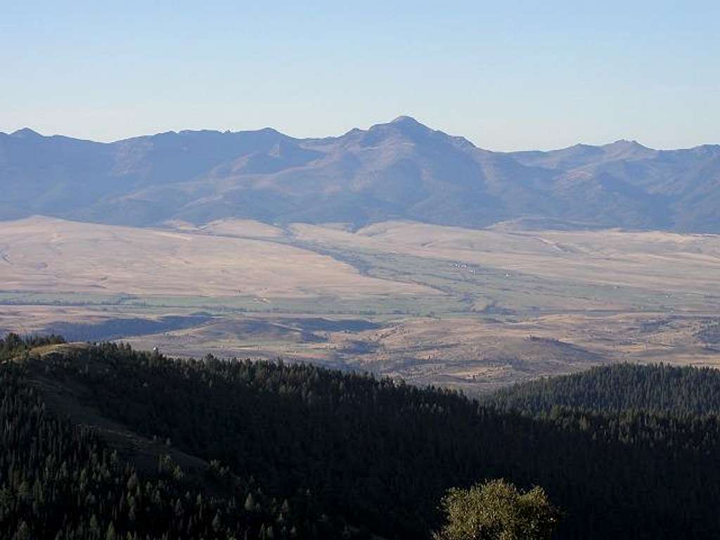 Strawberry Mountain from Dixie Butte