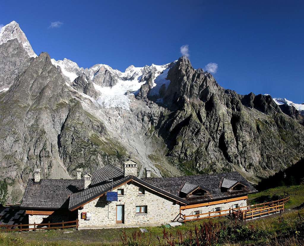 Tronchey ridge, Grandes and Petites Jorasses, <br>Aiguille de Leschaux,  Mont Greuvetta Group