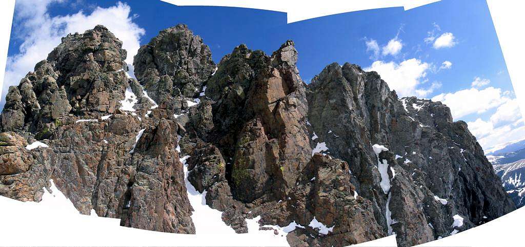 Nokhu Crags north summit