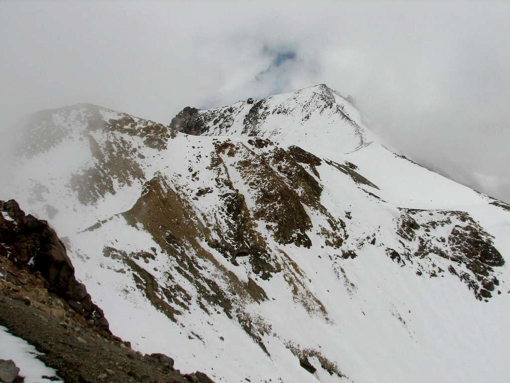 Iztaccihuatl (June 2, 2006), this is the knee!