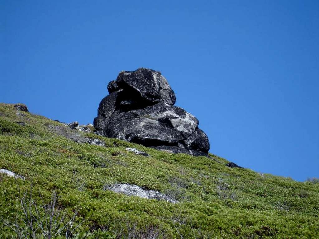 Nice Granite boulders as the summit nears