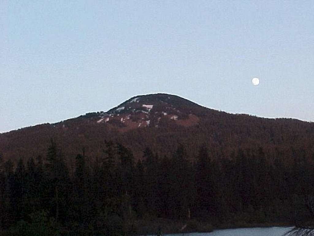 Brown Mountain southern Oregon Cascades at sunset