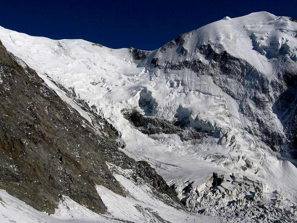 The french Bionassay-glacier
