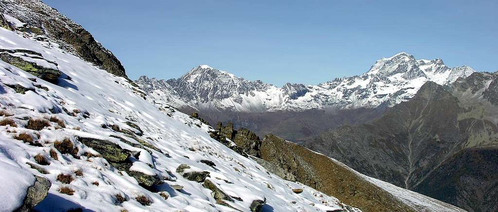 Il Mont Velan (3734 m) e il Grand Combin (4314 m)