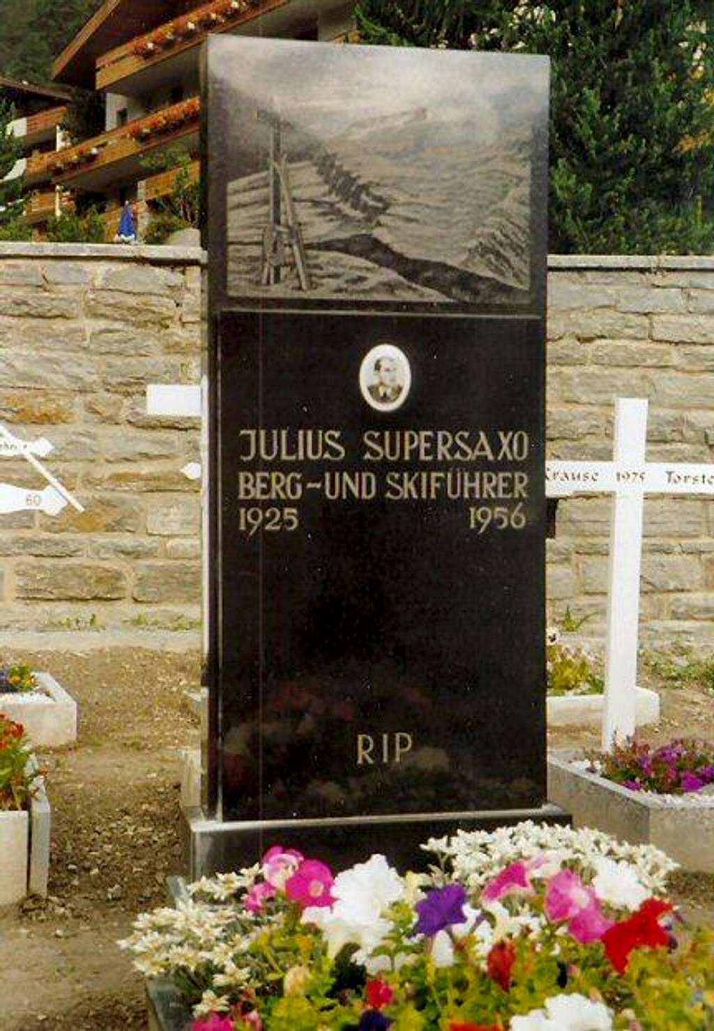 Julius Supersaxo…