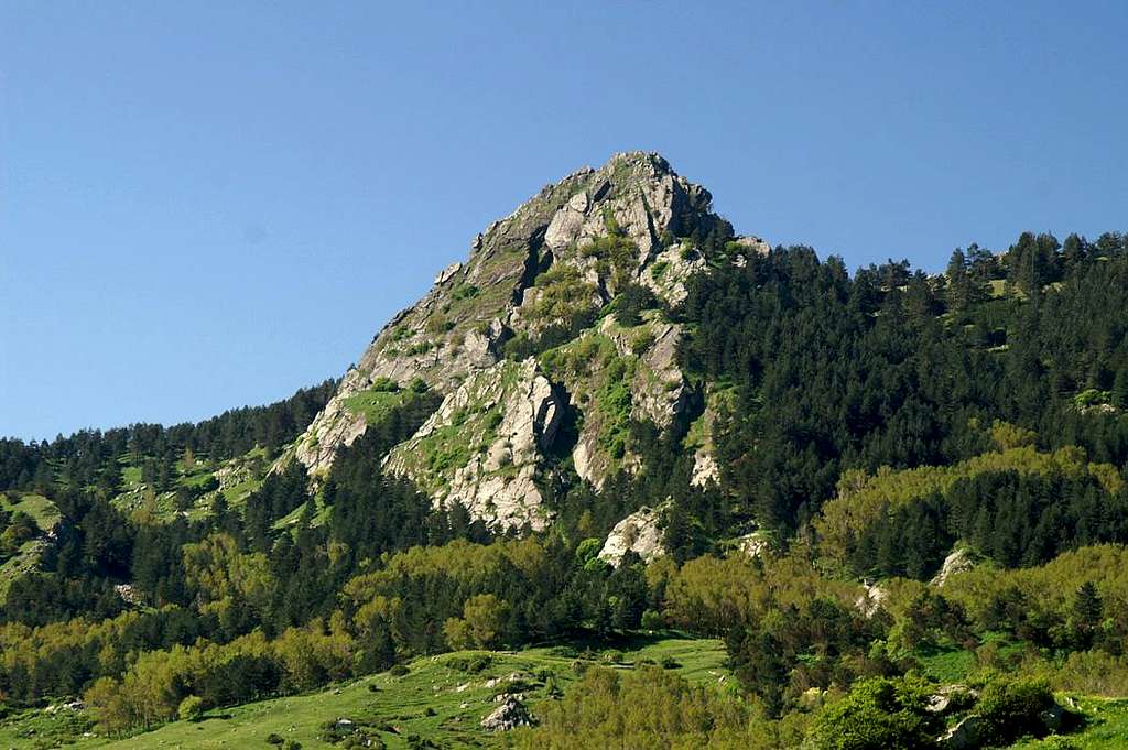 Rocca Campanito as seen from Colle Contrasto