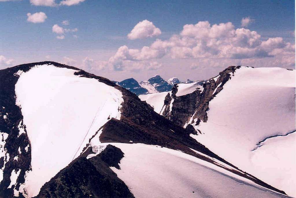 Ridge to S summit