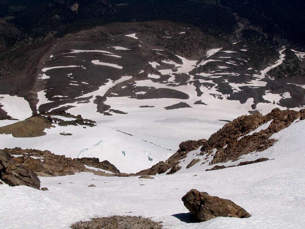 north side (Hotlum glacier) seen from the summit