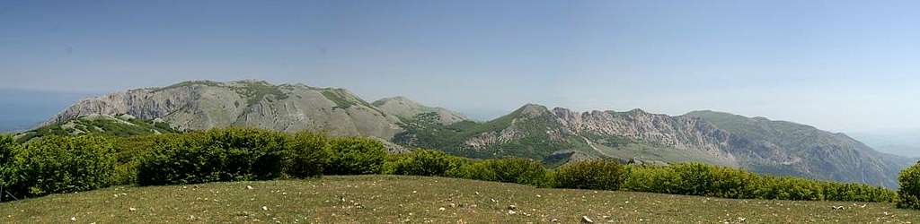 Summit view Monte dei Cervi: Carbonara and Mufara Group