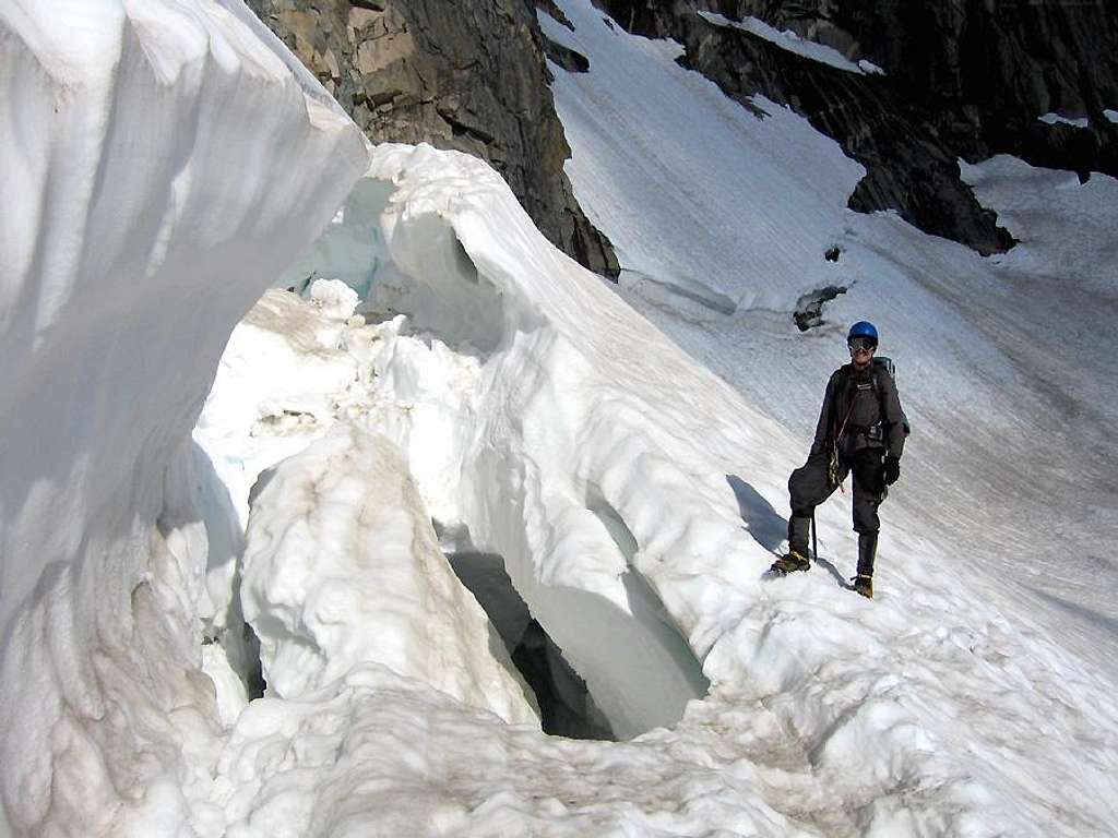 Bergshrund on the Gooseneck Glacier