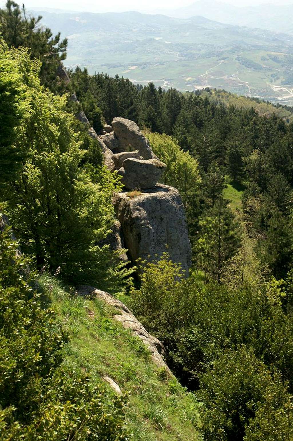 Granite boulders in the Monte Sambughetti west face
