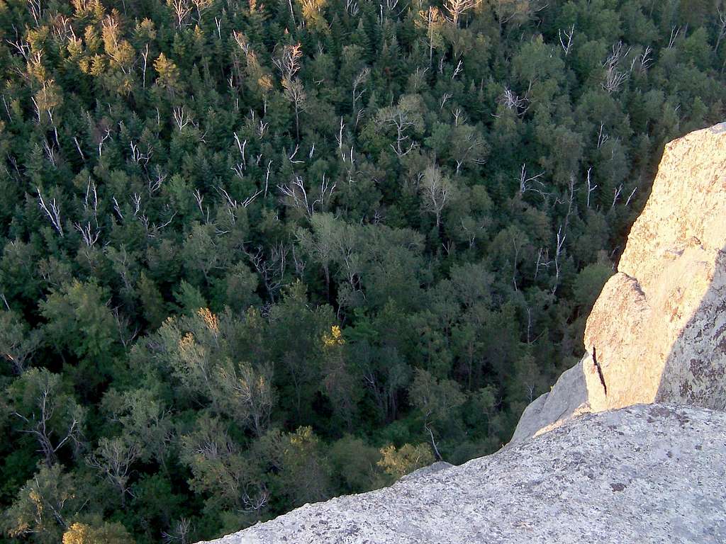 Roostercomb Cliffs