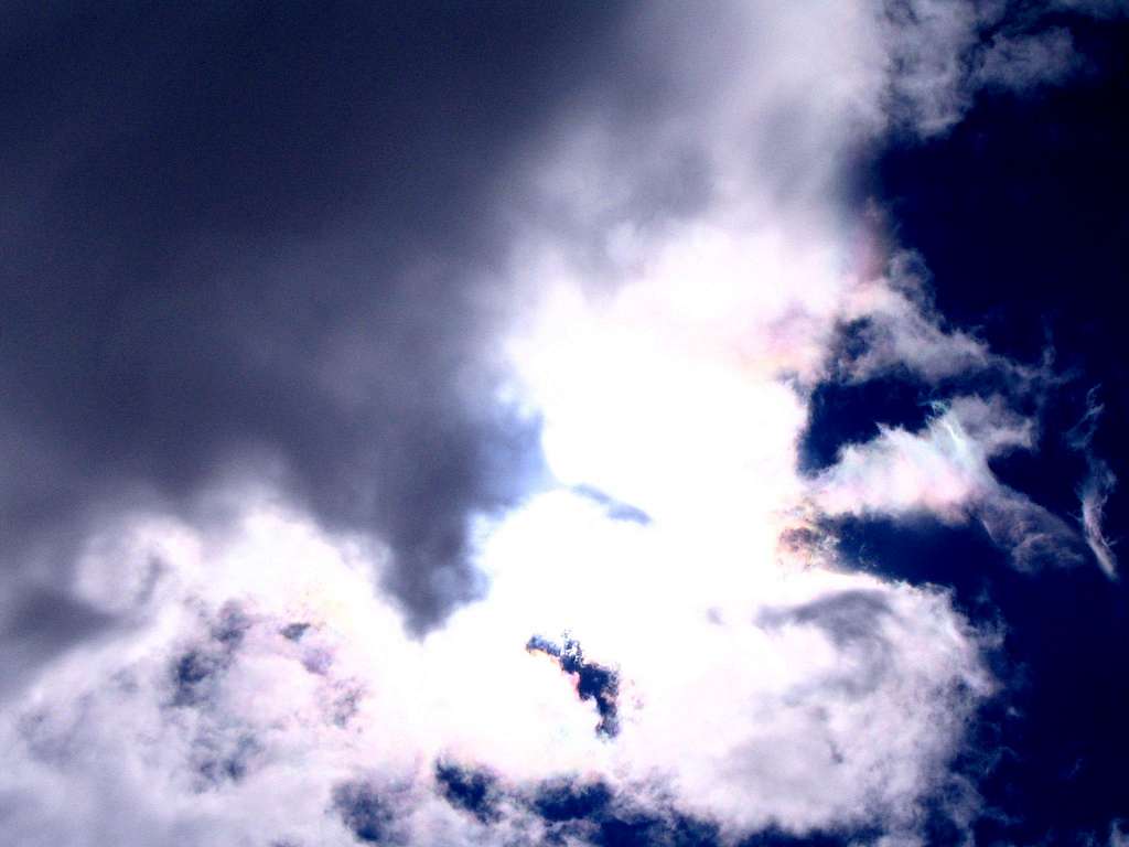 Sundog in the sky
