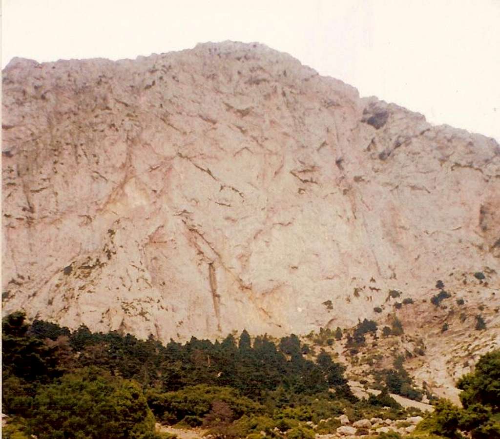 A nice view of Kouvelos wall