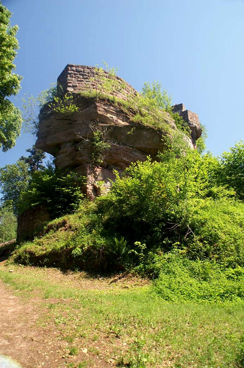 Wegelnburg Castle