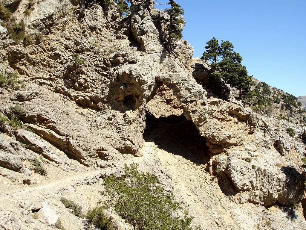 The deamon cave