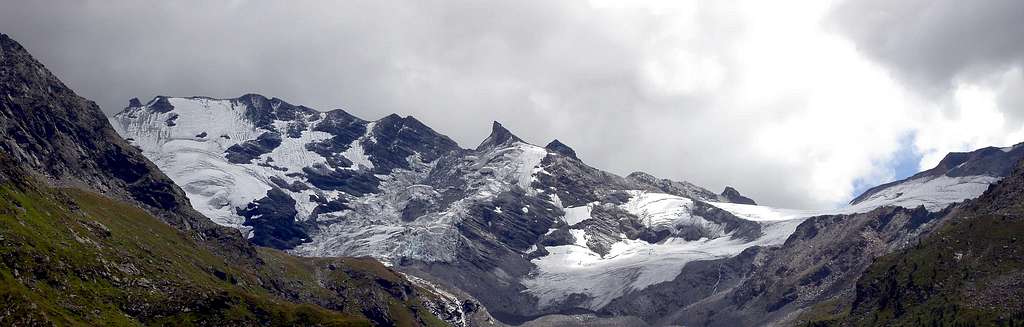 Invergnan glacier and Grande Rousse NW face. South and North summits (right to left).