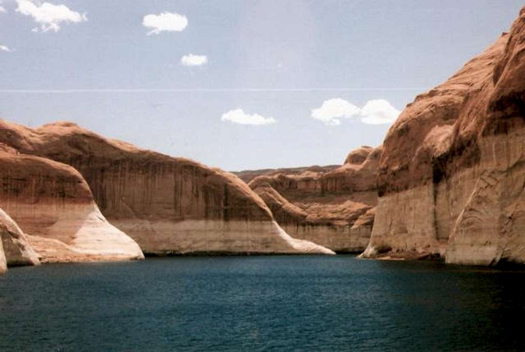 Entrance to Navajo Canyon