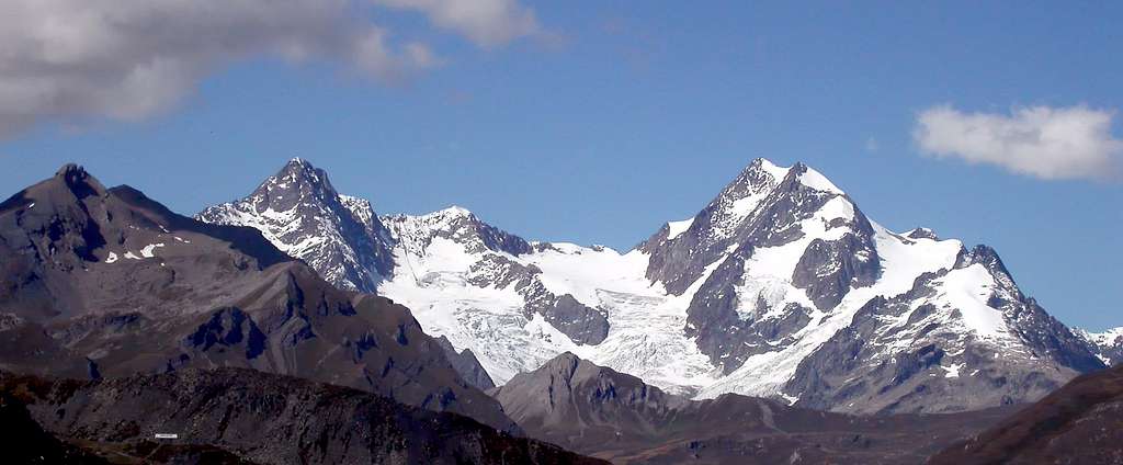 Il Monte Glacier e l'aiguille de Trelatete