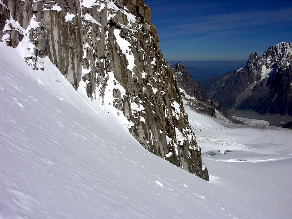 L'aiguille Verte (4121 m), dalla base N-E della Tour Ronde