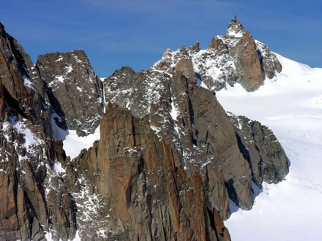 Pic Adolphe Rey (3536 m) e Aiguille du Midi (3842 m)
