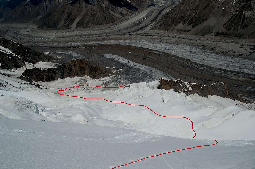 Route from the Hisar Glacier to High camp at 5150m