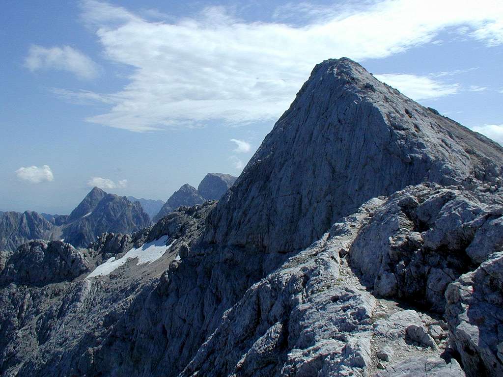 Prisojnik (2547 m)