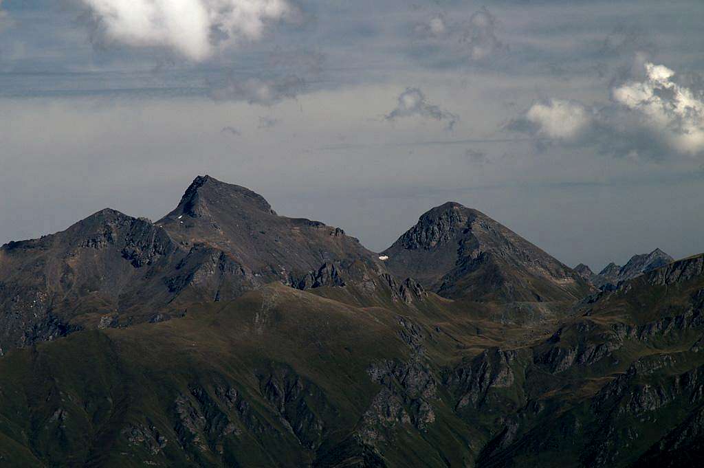 Summit view Sulzspitze: Wilde Kreuzspitze and Wurmaulspitze