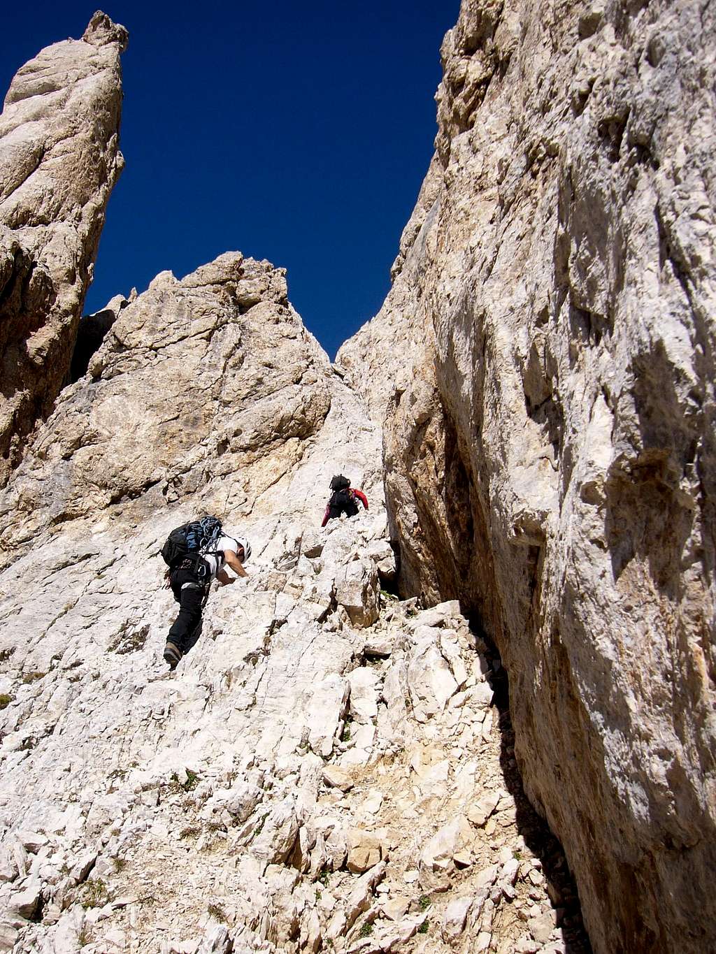 Climbing the Forchetta del Calderone 2