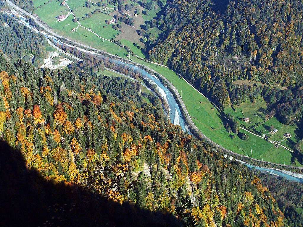 Lütschinen valley from Sulwald