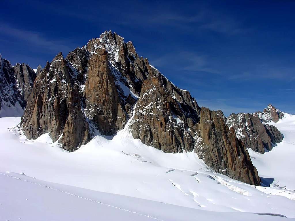 Mont Blanc du Tacul (4248 m) e Grand Capucin (3838 m)