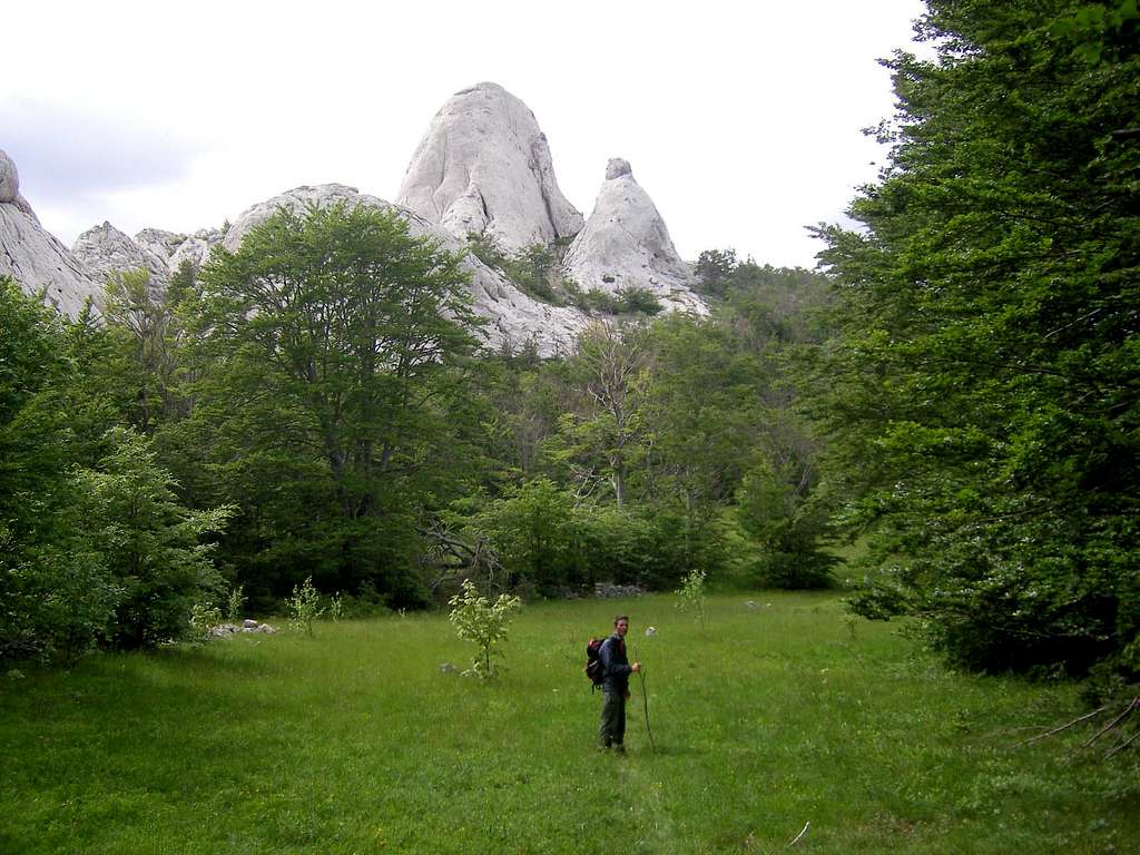 Underneath the rock of Stap