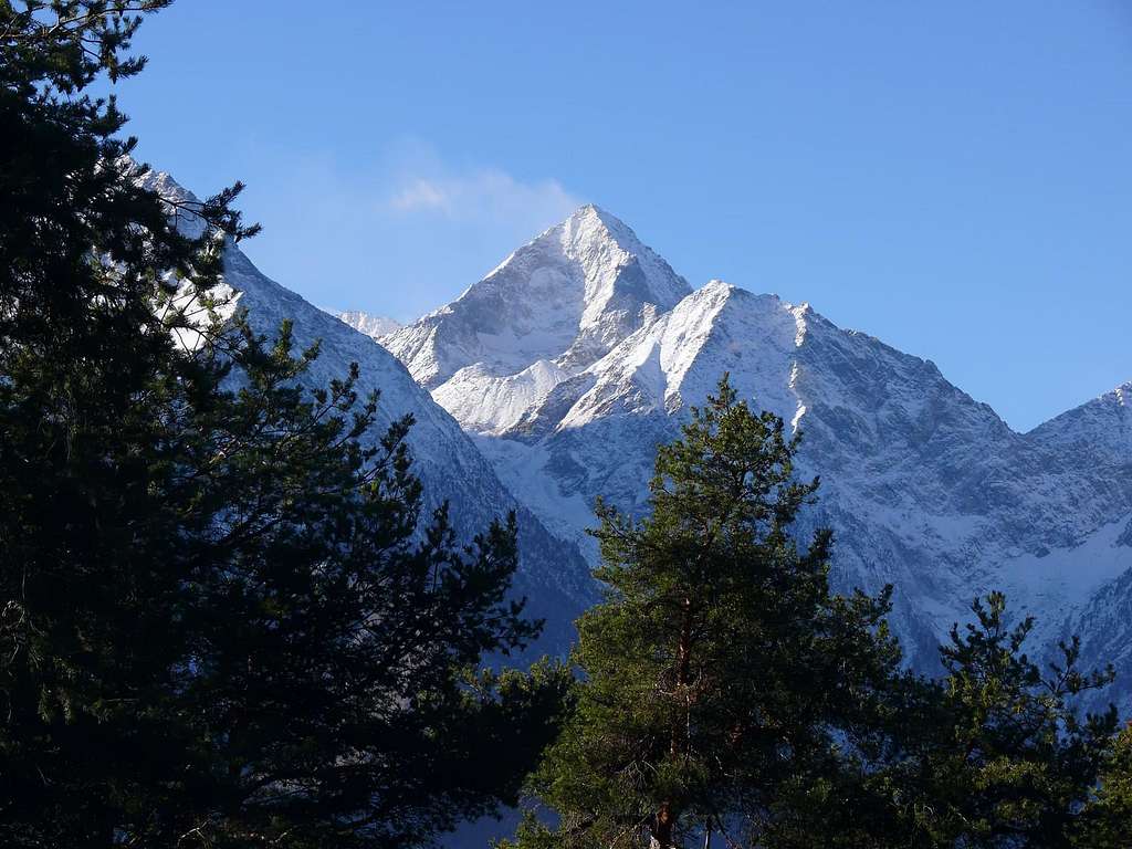 Il Monte Emilius (3559 m)